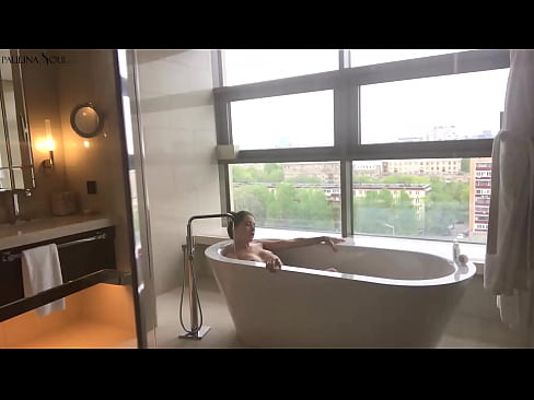 ❤️ Ogromna bejba strastno drka svojo pičko v kopalnici ❤️❌ Porno fb na porno sl.punkbass.ru ﹏